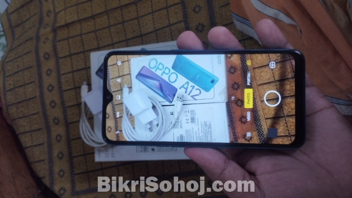 Oppo a12
